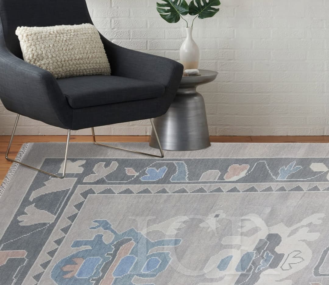 Mineral Mist Heritage Area Rug in Silver & Slate