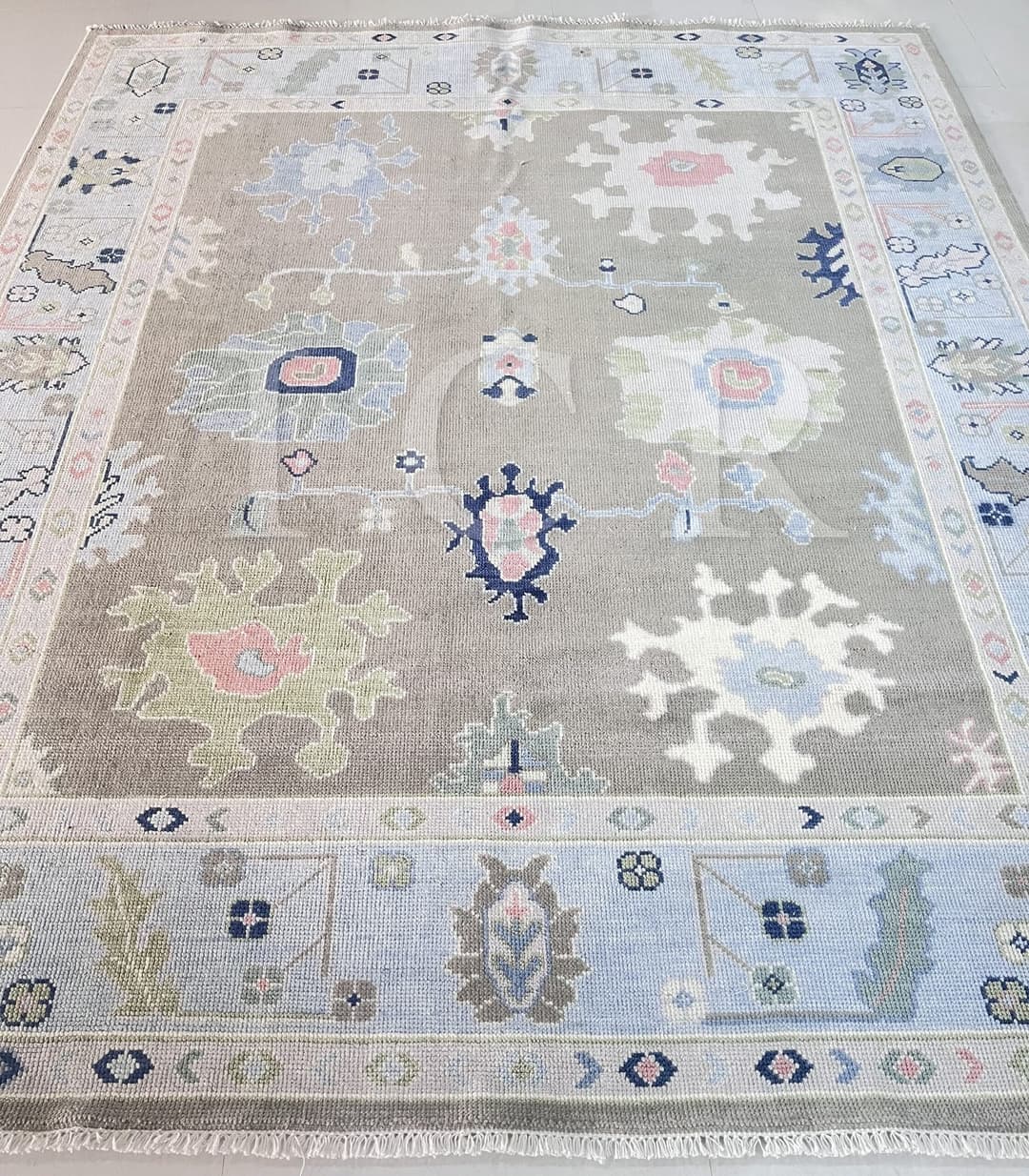 Avalon Pastel Medallion Grey Rug