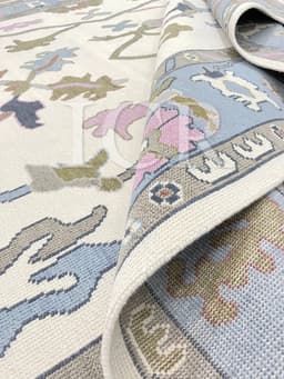 Spring Blossom Oushak Rug in Ivory & Sky Blue 3