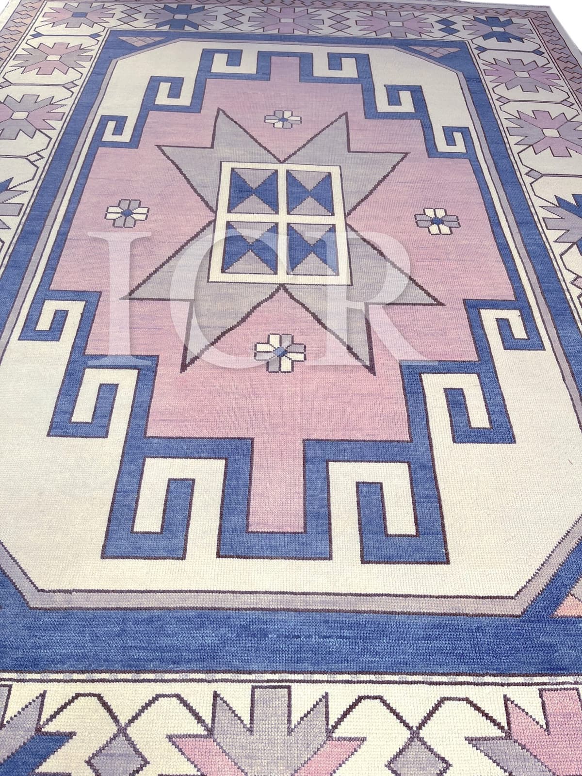 Orchid Star Tribal Medallion Rug