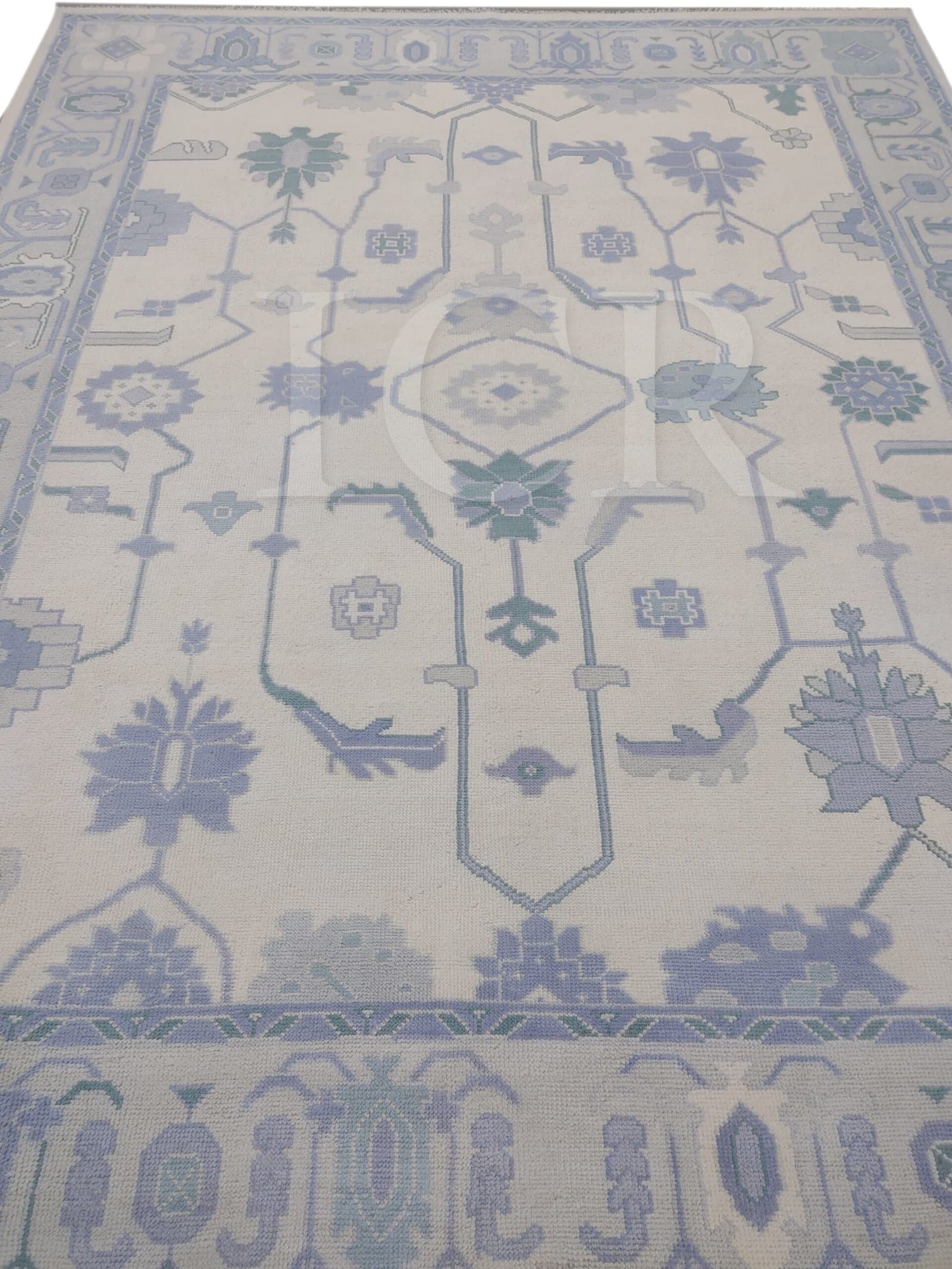 Solstice Lotus Oushak Rug in Ivory & Periwinkle